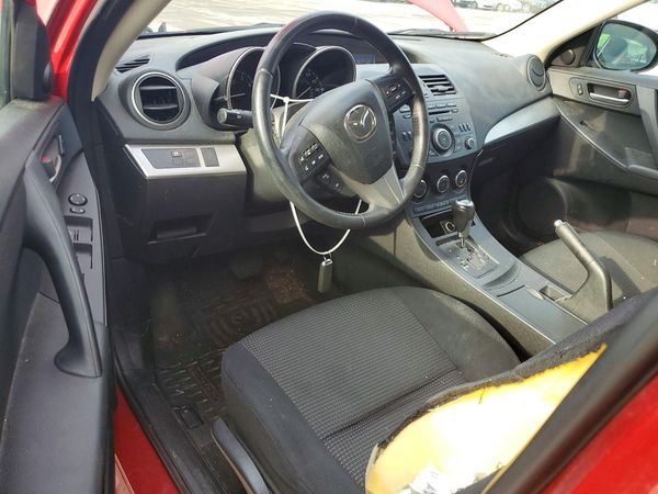 2013 MAZDA 3 Touring/GS