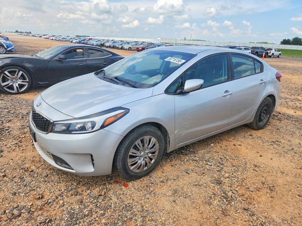 2017 KIA FORTE
