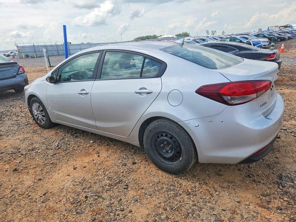 2017 KIA FORTE