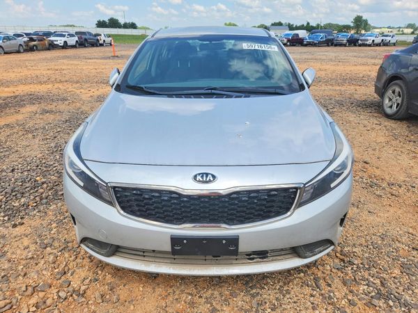 2017 KIA FORTE