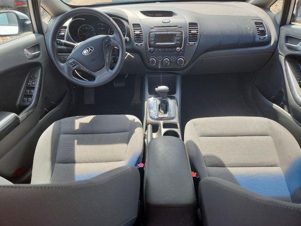 2017 KIA FORTE