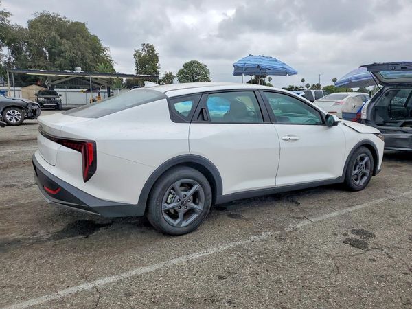 2026 KIA K4 LX, LXS