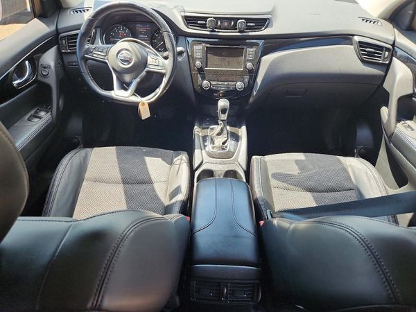 2021 NISSAN ROGUE SPORT SL