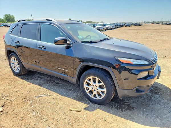 2016 JEEP CHEROKEE LATITUDE 4X4