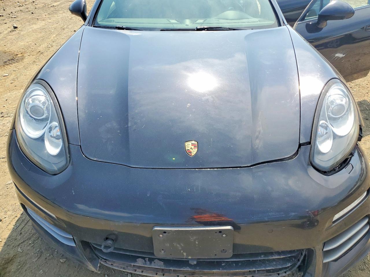 2016 PORSCHE PANAMERA Base (2WD), 4 (4WD)