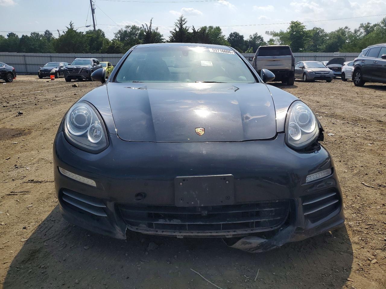 2016 PORSCHE PANAMERA Base (2WD), 4 (4WD)