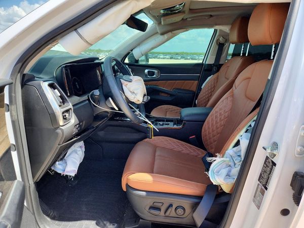 2023 KIA SORENTO