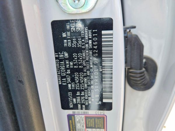 2023 KIA SORENTO