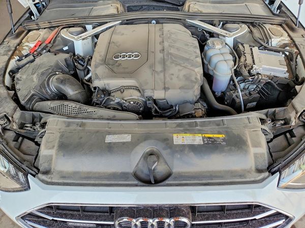 2021 AUDI A4 quattro Premium Plus