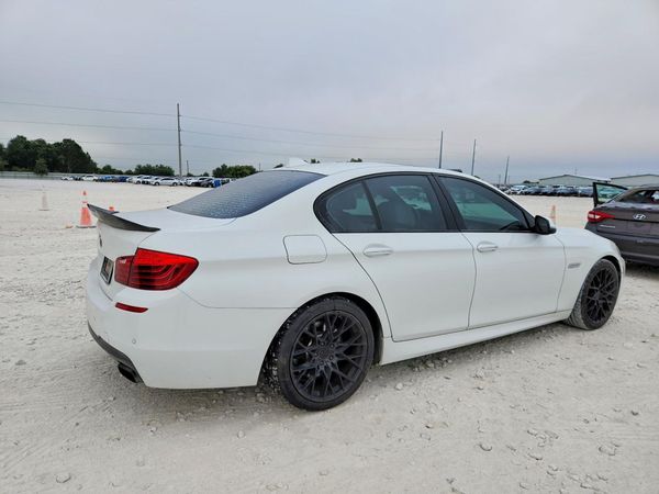 2015 BMW 550