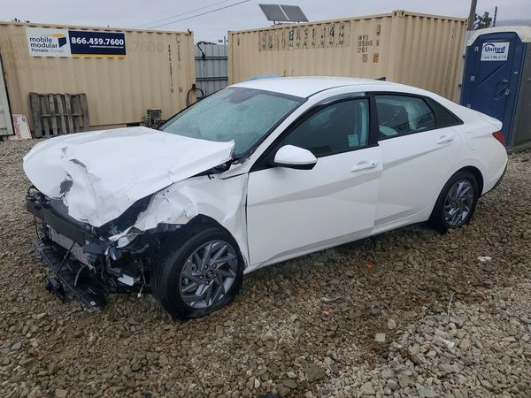 2026 HYUNDAI ELANTRA HYBRID