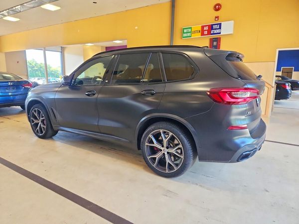 2023 BMW X5 M50i