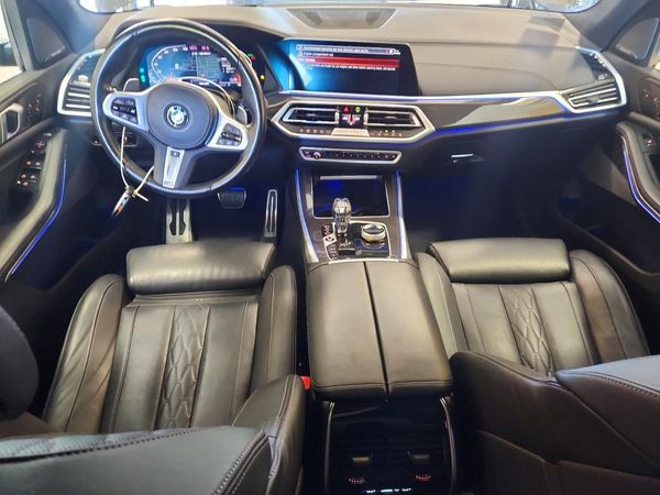 2023 BMW X5 M50i