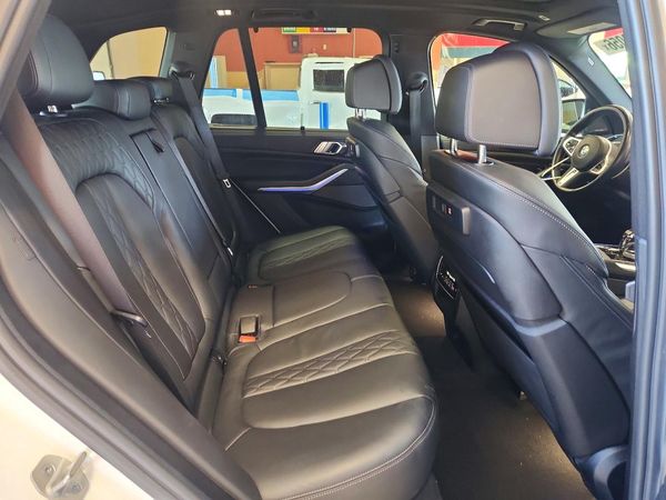 2023 BMW X5 M50i