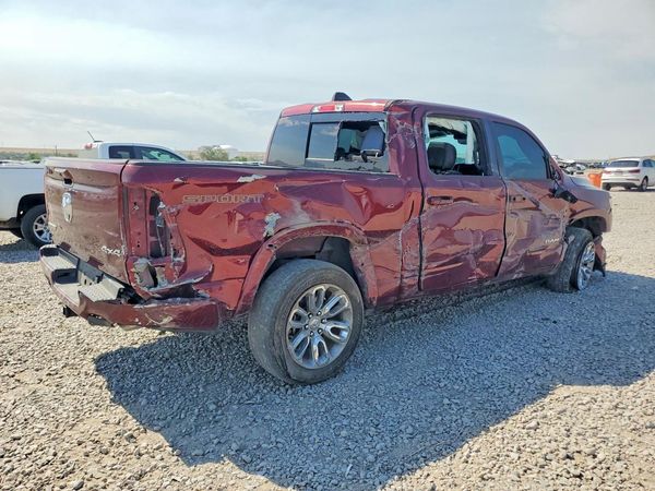 2022 RAM 1500 LARAMIE CREW CAB 4X4