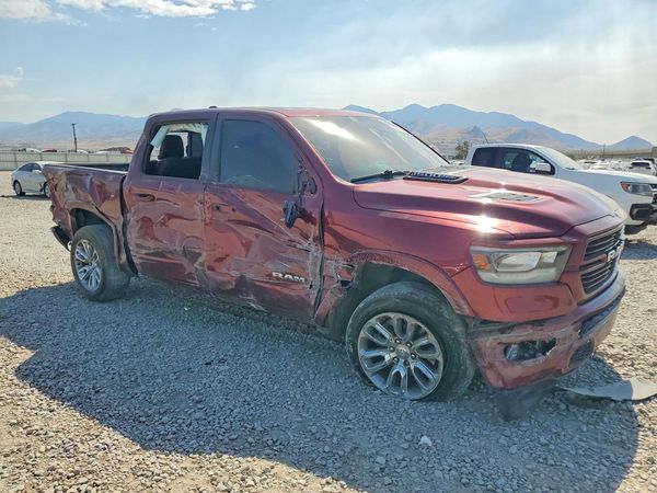 2022 RAM 1500 LARAMIE CREW CAB 4X4