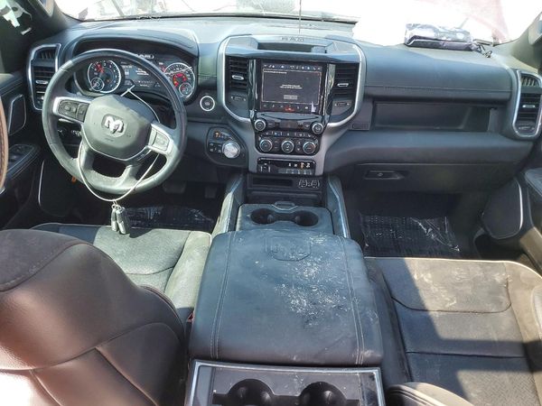 2022 RAM 1500 LARAMIE CREW CAB 4X4