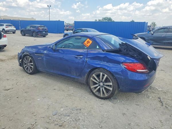2017 MERCEDES-BENZ SLC SLC300