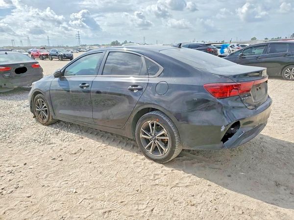 2022 KIA FORTE FE, LXS