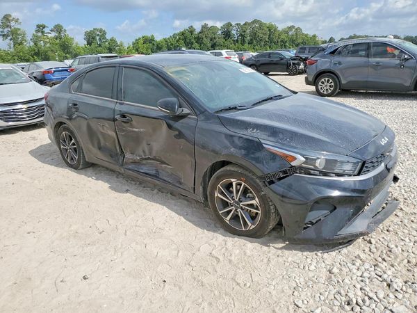 2022 KIA FORTE FE, LXS