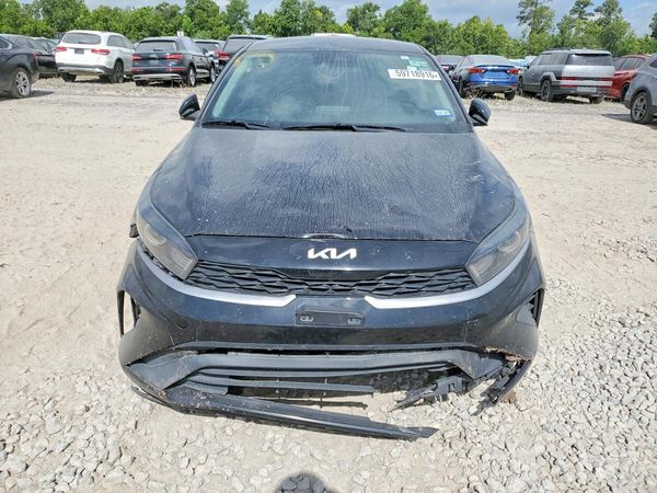 2022 KIA FORTE FE, LXS