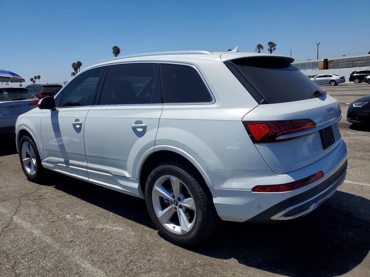 2022 AUDI Q7
