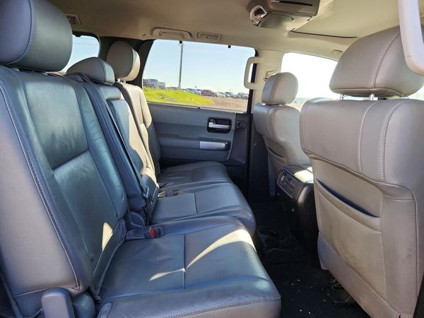 2018 TOYOTA SEQUOIA