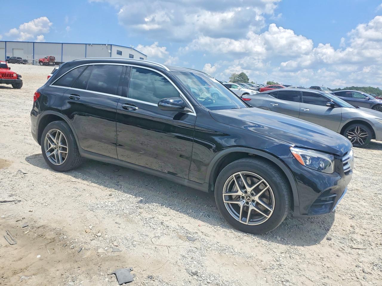 2017 MERCEDES-BENZ GLC GLC300