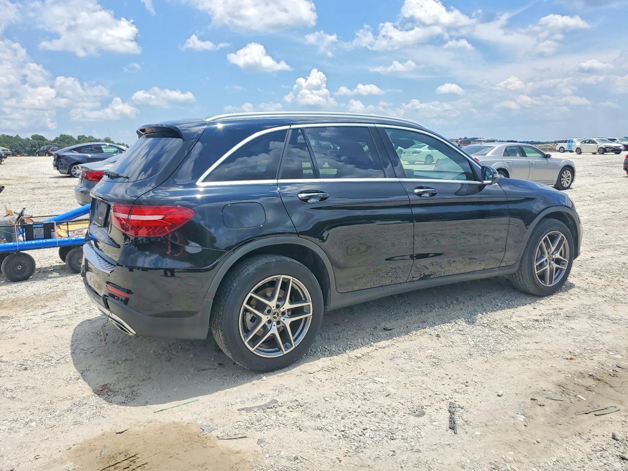 2017 MERCEDES-BENZ GLC GLC300