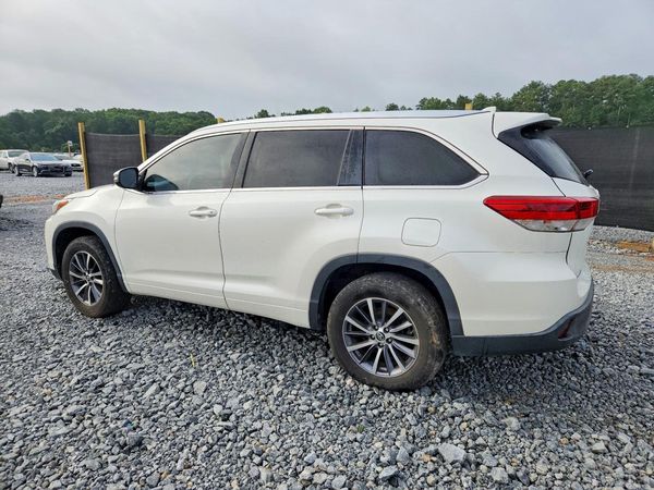 2017 TOYOTA HIGHLANDER SE/XLE