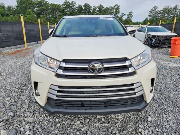 2017 TOYOTA HIGHLANDER SE/XLE