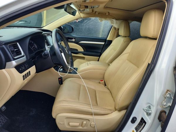2017 TOYOTA HIGHLANDER SE/XLE