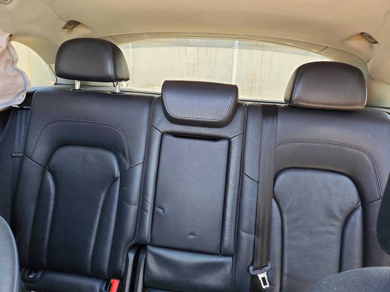2012 AUDI Q5 Premium Plus