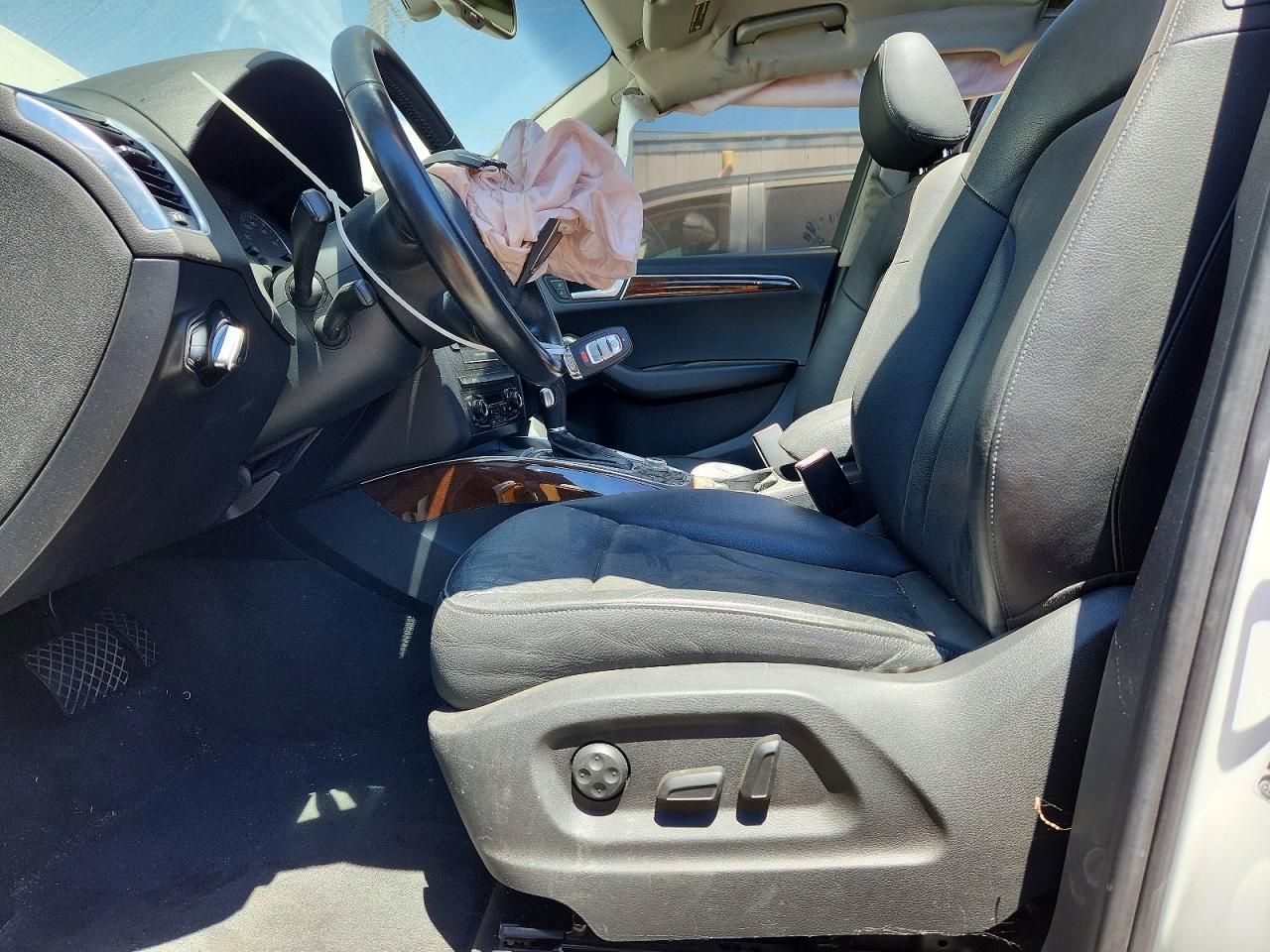 2012 AUDI Q5 Premium Plus