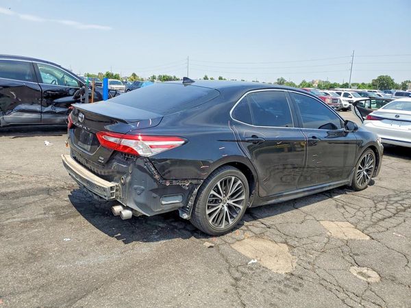 2020 TOYOTA CAMRY