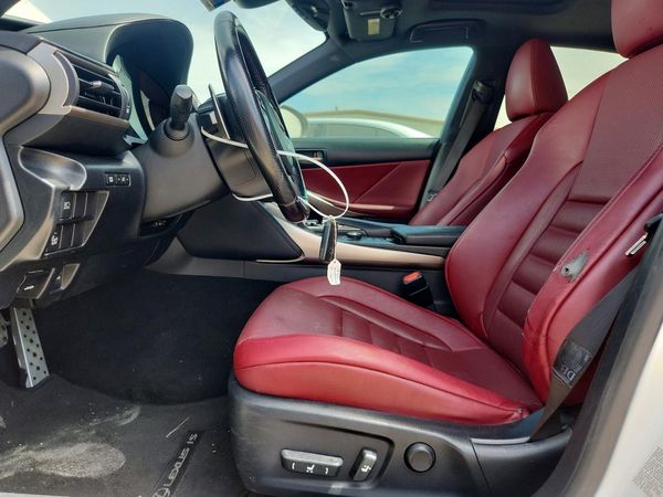 2017 LEXUS IS