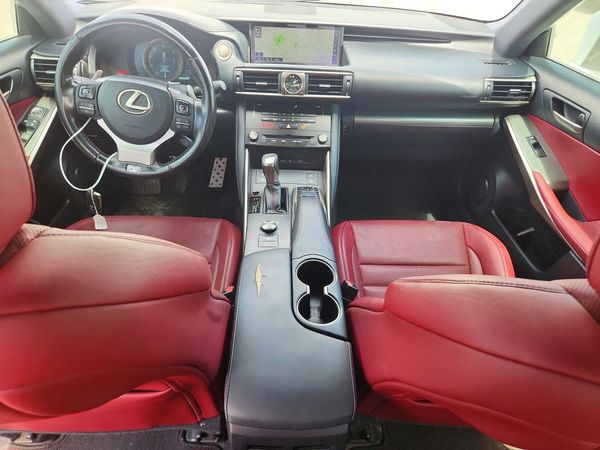 2017 LEXUS IS