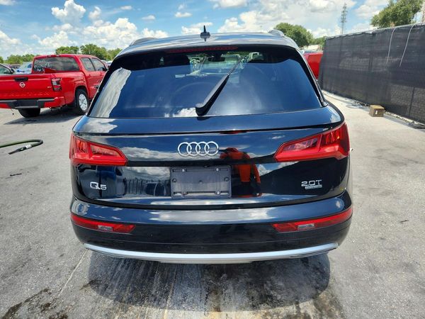 2018 AUDI Q5 quattro Premium