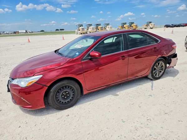2017 TOYOTA CAMRY