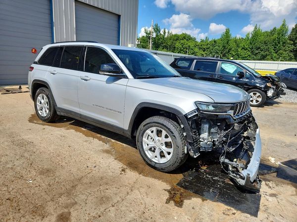 2023 JEEP GRAND CHEROKEE