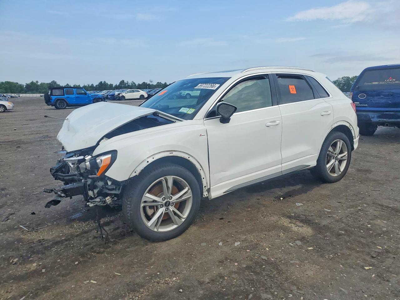 2022 AUDI Q3 S Line quattro Premium