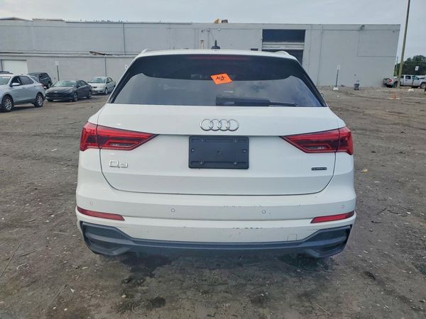 2022 AUDI Q3 S Line quattro Premium