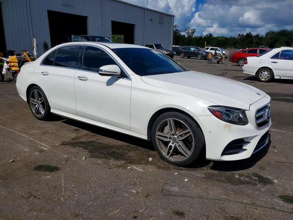 2017 MERCEDES-BENZ E