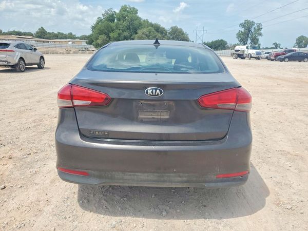 2017 KIA FORTE LX Base