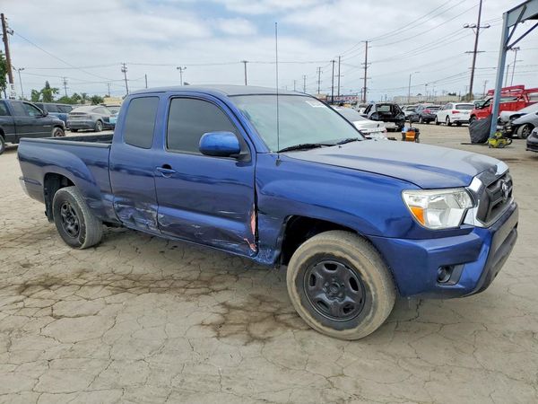 2015 TOYOTA TACOMA Delux Grade