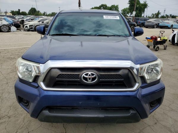 2015 TOYOTA TACOMA Delux Grade