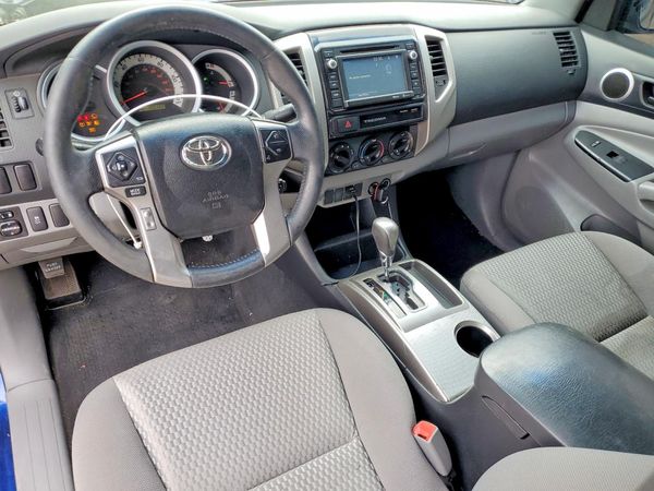 2015 TOYOTA TACOMA Delux Grade