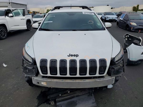2016 JEEP CHEROKEE LATITUDE 4X4