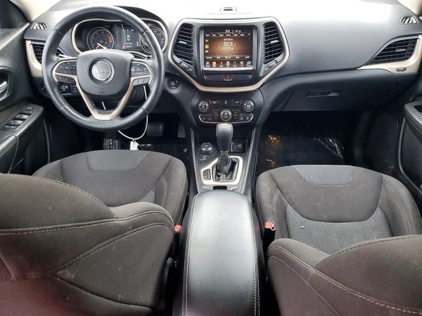 2016 JEEP CHEROKEE LATITUDE 4X4