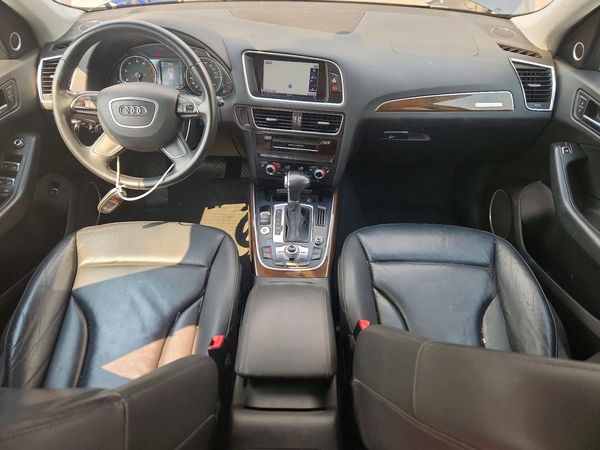 2016 AUDI Q5 quattro Premium Plus